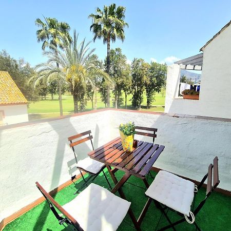 Apartamento Con Vistas Al Campo De Golf Y Piscina Fuengirola Exterior photo
