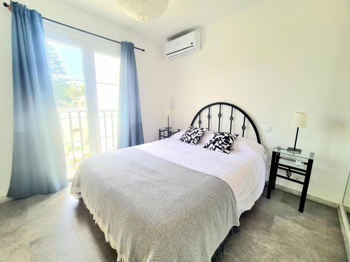 Apartamento Con Vistas Al Campo De Golf Y Piscina Fuengirola Exterior photo