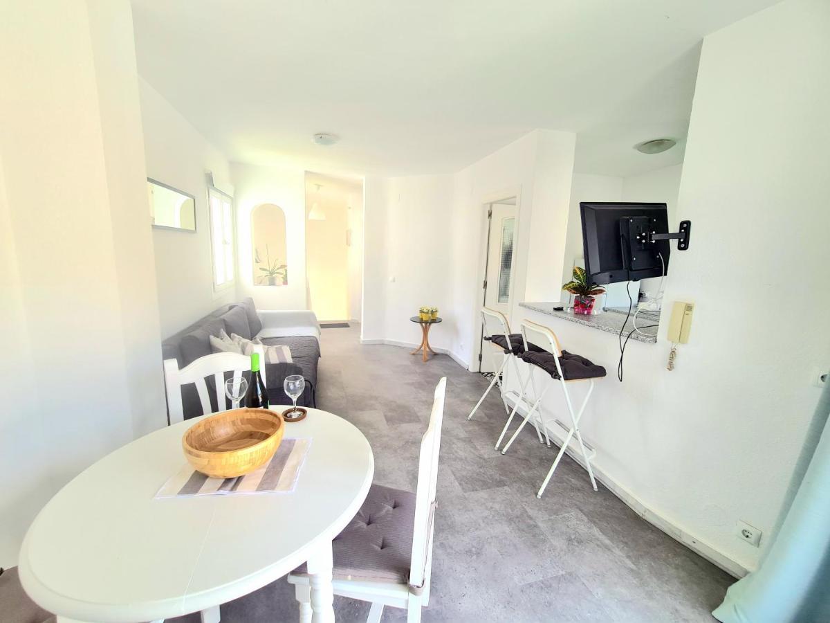 Apartamento Con Vistas Al Campo De Golf Y Piscina Fuengirola Exterior photo