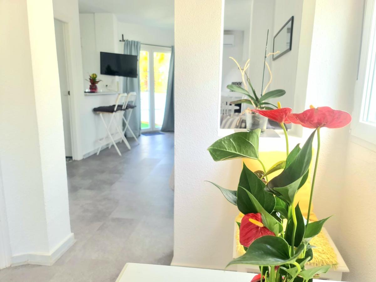 Apartamento Con Vistas Al Campo De Golf Y Piscina Fuengirola Exterior photo