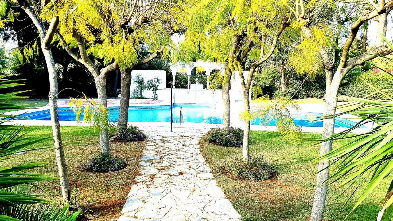 Apartamento Con Vistas Al Campo De Golf Y Piscina Fuengirola Exterior photo